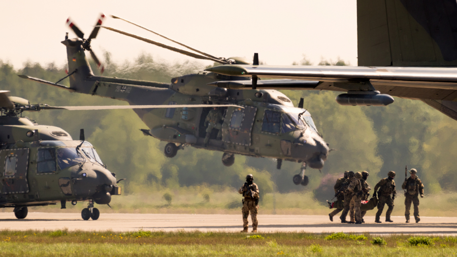 NATO PRAVI FRONT PROTIV RUSIJE? Na desetine hiljada vojnika raspoređeno na granici!