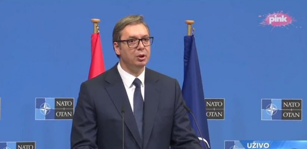 "SRBIJA ĆE BITI I OSTATI VOJNO NEUTRALNA!" Vučić u NATO grotlu rekao sve što njima ne prija (VIDEO)