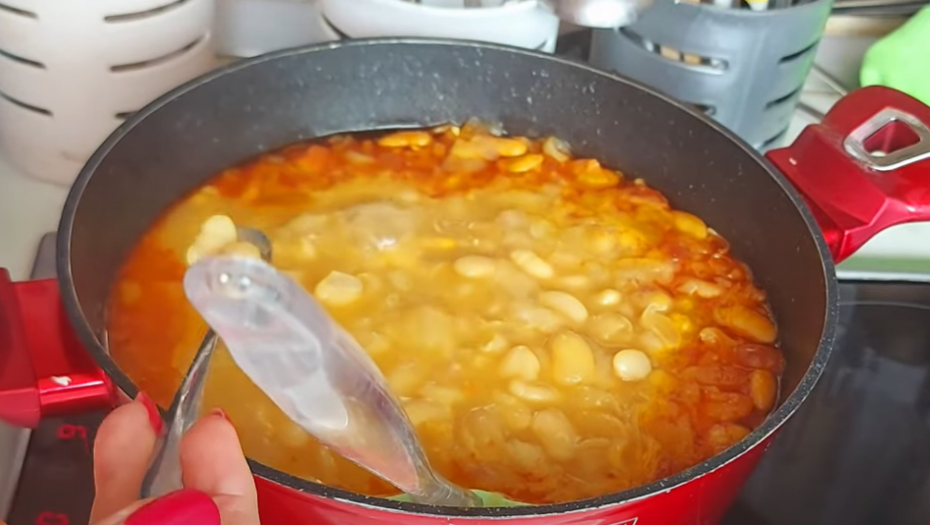 NAPRAVITE PRAVI TRADICIONALNI RUČAK Recept za prebranac na malo drugačiji način (VIDEO)