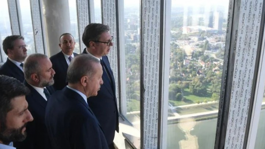 VUČIĆ POKAZAO ERDOGANU KULU BEOGRAD "Ponosan na novo lice našeg glavnog grada" (FOTO)