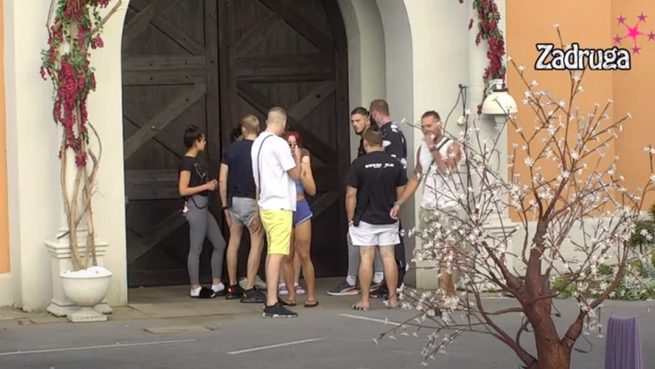 DRAMA U BELOJ KUĆI Grebali na kapiji, želeli da odmah napuste Zadrugu 6 (VIDEO)