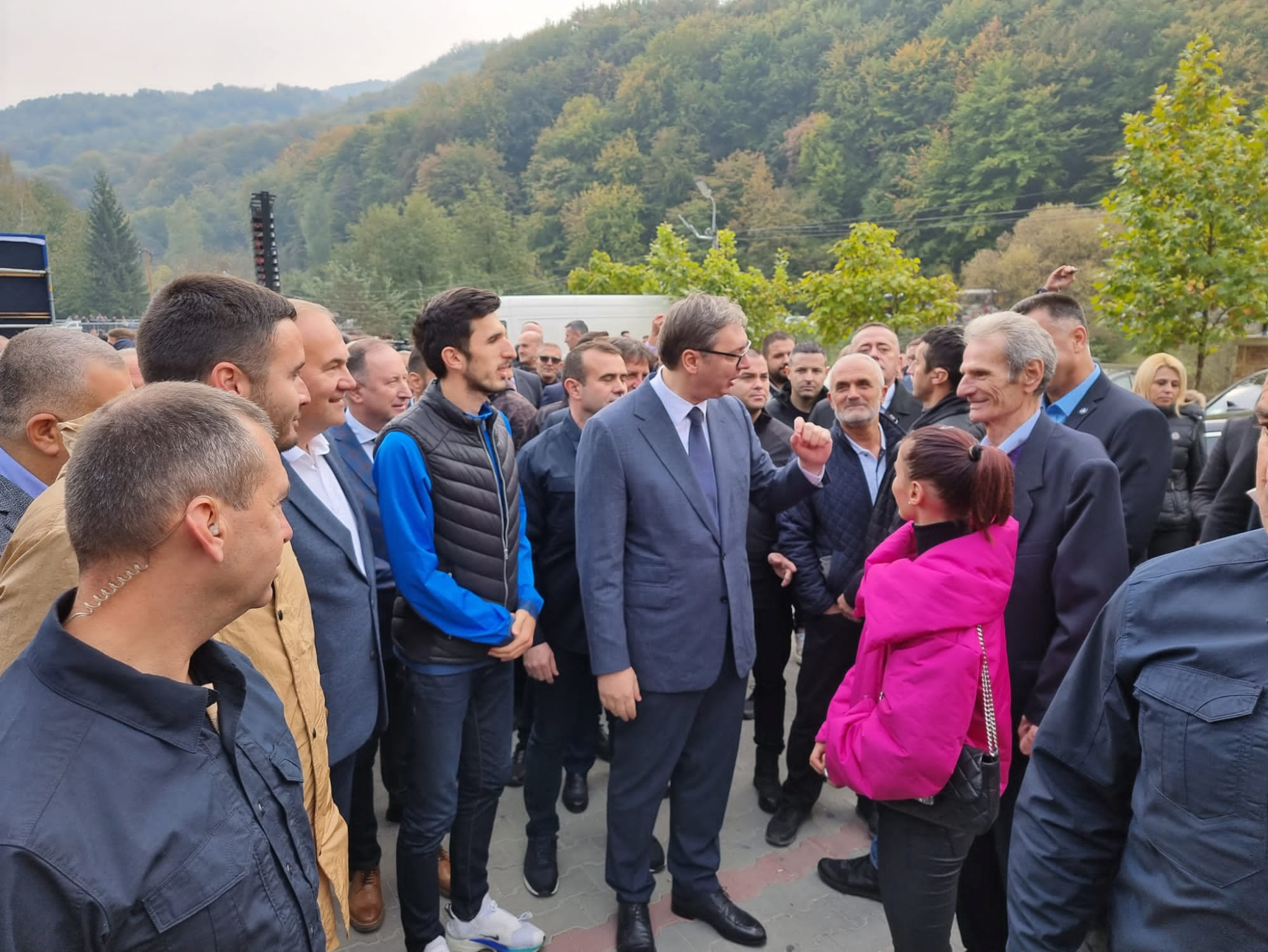 VUČIĆ U RAŠKOM I MORAVIČKOM OKRUGU Obilazak rekonstruisanog lokalnog puta Pridvorica - Devići (FOTO/VIDEO)