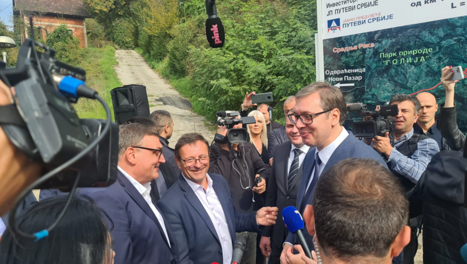 VUČIĆ U RAŠKOM I MORAVIČKOM OKRUGU Obilazak rekonstruisanog lokalnog puta Pridvorica - Devići (FOTO/VIDEO)