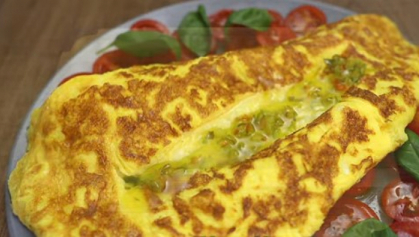 NEMA LEPŠEG DORUČKA Omlet iz rerne sa svim sastojcima iz frižidera, a bez kapi ulja