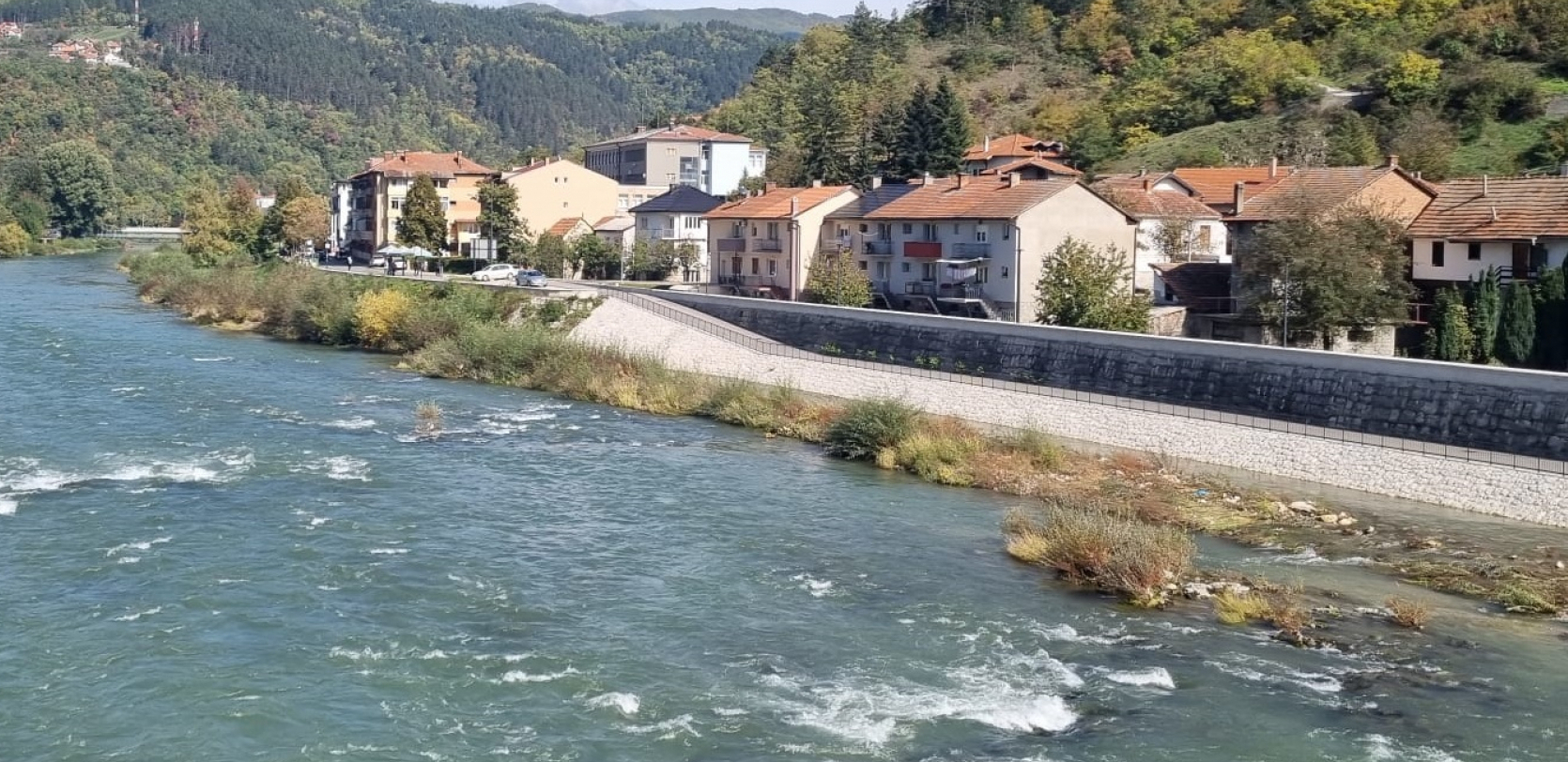 ZA NJIM SE TRAGALO NEDELJAMA Izvučeno telo mladića iz Neretve