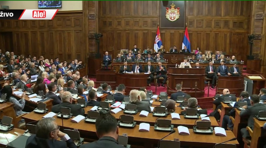 ZA DANAS ZAVRŠENA POSEBNA SEDNICA O FORMIRANJU VLADE Ana Brnabić nikad jasnija - Nećemo priznati tzv. Republiku Kosova (FOTO)