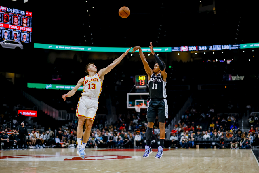 NOVI SKANDAL U NBA LIGI San Antonio završio saradnju sa igračem jer se nabacivao zaposlenim ženama u klubu