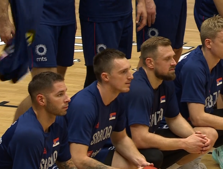 KRUPAN KORAK KA MUNDOBASKETU Srbija slomila otpor žilavih Britanaca tek u finišu i približila se  plasmanu na Svetsko prvenstvo, sledi važan meč sa Turcima u Beogradu