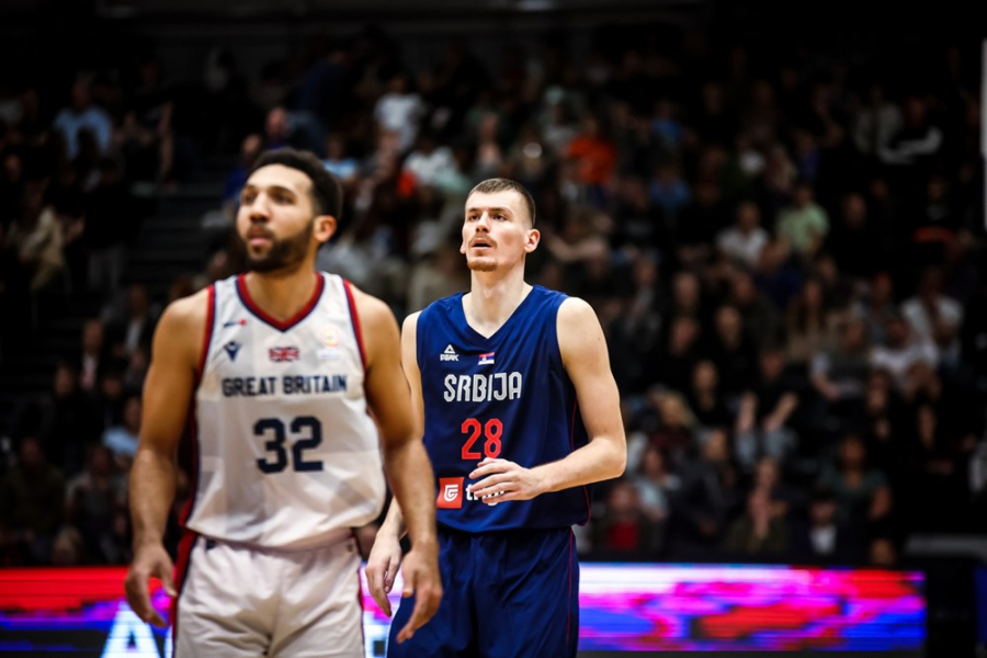 KRUPAN KORAK KA MUNDOBASKETU Srbija slomila otpor žilavih Britanaca tek u finišu i približila se  plasmanu na Svetsko prvenstvo, sledi važan meč sa Turcima u Beogradu