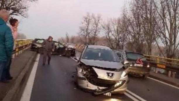 SAOBRAĆAJNA NESREĆA NA PUTU ZA POŽAREVAC Vozač u teškom stanju