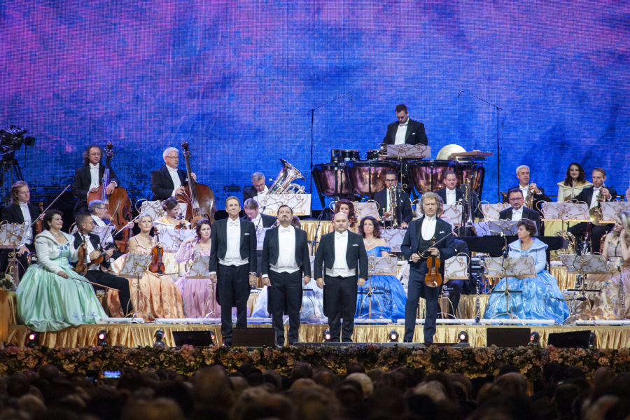 Andre Rieu očarao Beogradsku publiku u rasprodatoj Areni (FOTO)