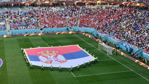 SRBIJA DO KATARA Navijače dočekao "Svilen konac" (VIDEO)