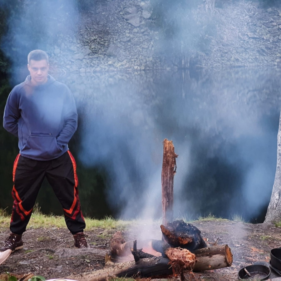 HIPNOTISAO JE ŽENE, BIO NAJBOLJI FRAJER U JUGOSLAVIJI: Odjednom NESTAO i prekinuo sve, a evo kako danas izgleda voditelj Stanko Škugor! (FOTO)