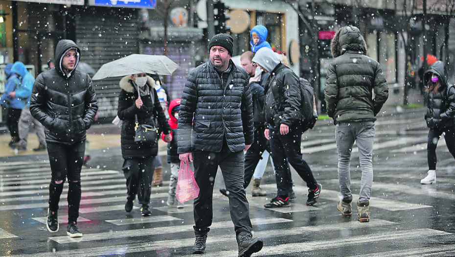 VREMENSKA PROGNOZA Kratkotrajni sneg pa opet sunce