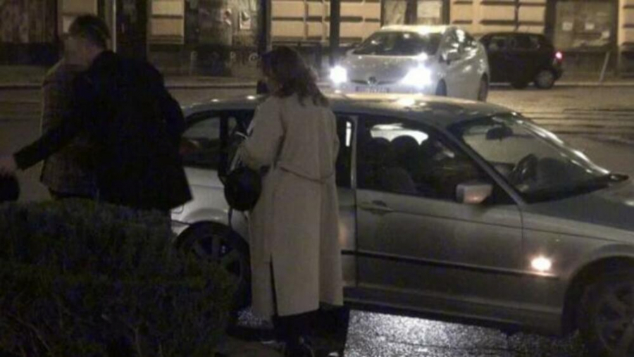 PAPRACO Evo gde i sa kim provodi vreme Ana Bekuta (FOTO)