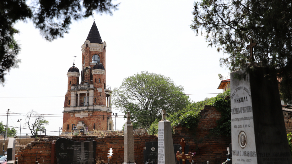 OTVORENO SVEDOČASTVO ISTORIJE Zemunsko groblje