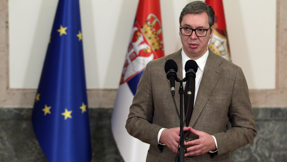 "NEKA ŽIVI SRPSKA! NEKA ŽIVI SRBIJA" Vučić uputio čestitku povodom Dana Republike Srpske