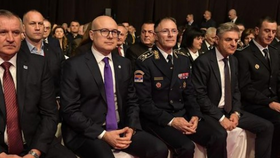 VOJNI VRH SRBIJE U BANJA LUCI Ministar Vučević i general Mojsilović na obeležavanju Dana Republike Srpske