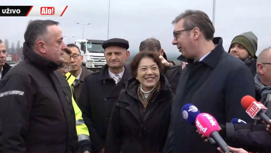 "SKRATIĆE PUT ZA 20 KILOMETARA" Predsednik Vučić obišao radove na delu auto-puta "Miloš Veliki" (VIDEO)