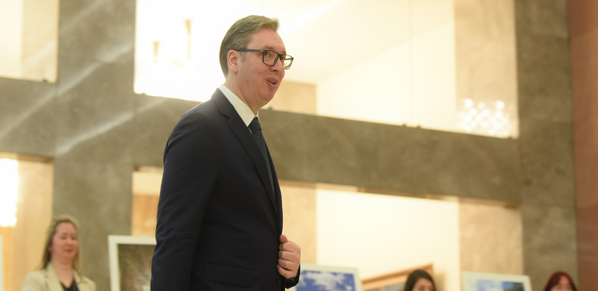 SRBIJA, NAŠA NAJLEPŠA I JEDINA! Predsednik Vučić pokazao kako mu je izgledala radna nedelja (VIDEO)