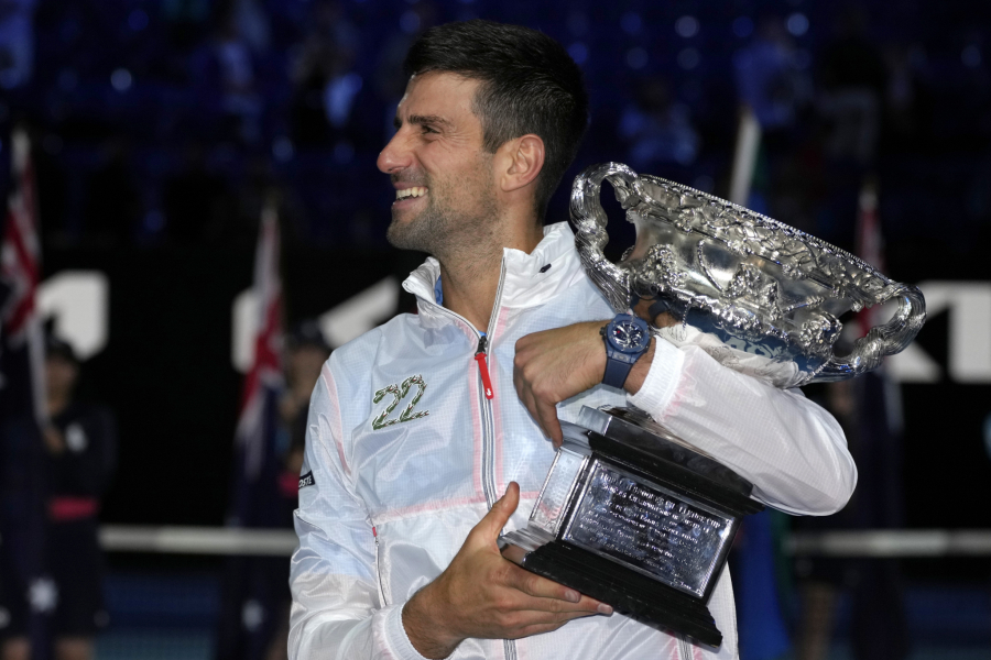 TENISKI BOG SE POPEO NA PLANINU OLIMP Nole je ponovo vladar belog sporta, a evo šta mu nedostaje da bi zaista oborio sve moguće rekorde