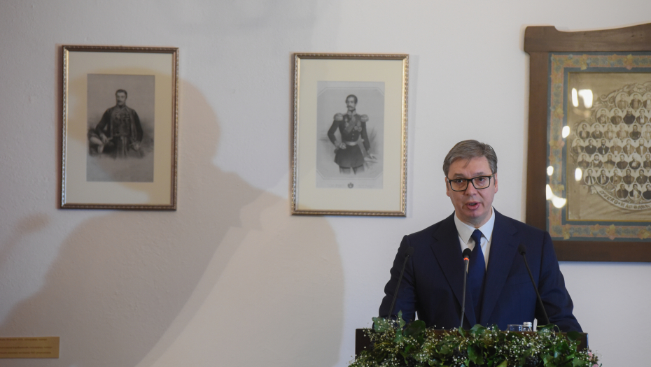 "SRETENJSKE NAGRADE DOBIJAJU ONI KOJI SU IH ZASLUŽILI SVOJIM RADOM" Vučić: Trudio sam se da dodelom odlikovanja pokažem šta je država