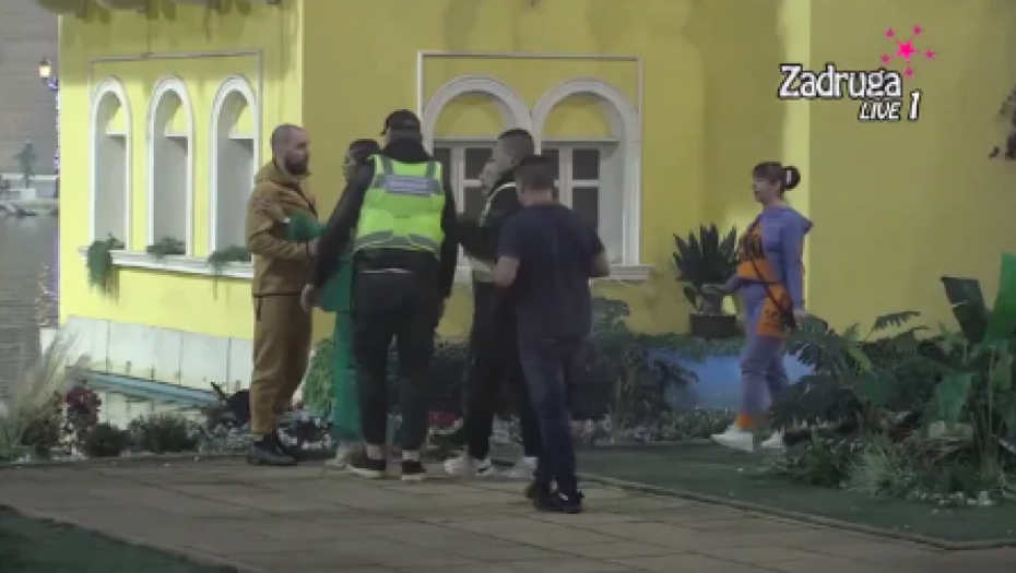 ZVEZDAN OPET BESNI Slavnić u NOVOJ DRAMI zbog Ane: LOMI I RUŠI SVE PRED SOBOM (VIDEO)