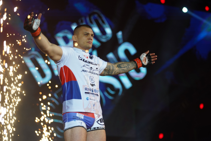 MMA BOMBA U POLJSKOJ Zvezda slavi Stošića, pao div Vojčak, juriš na šampionski pojas