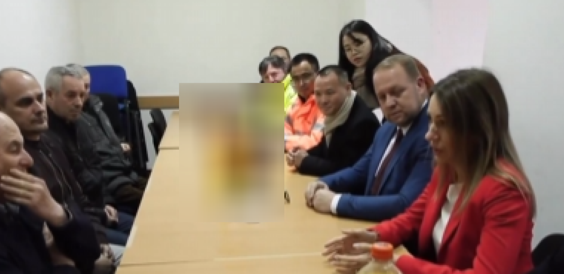 KRIVELJA DOBIJA SAVREMENU INFRASTRUKTURU Meštani sela iskazali veliku zahvalnost ministarki Đedović: Vi ste prva koja nas je posetila i sela sa nama (VIDEO)