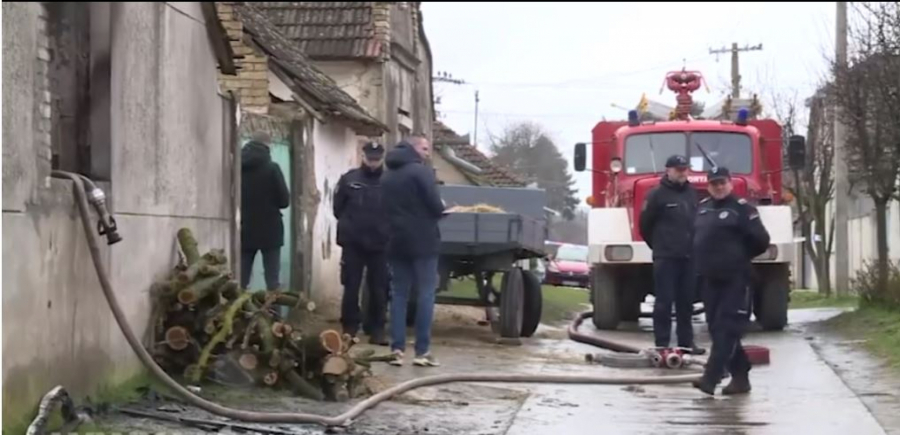 OTAC IZ STARE MORAVICE NEUTEŠAN POSLE SMRTI SVOJE DECE Zanemeo od bola, cela ulica u suzama!