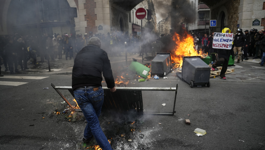 Tanjug/AP Photo/Laurent Cipriani