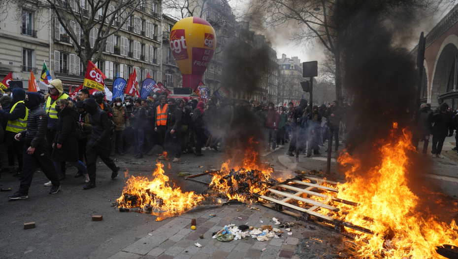 Tanjug/AP Photo/Laurent Cipriani