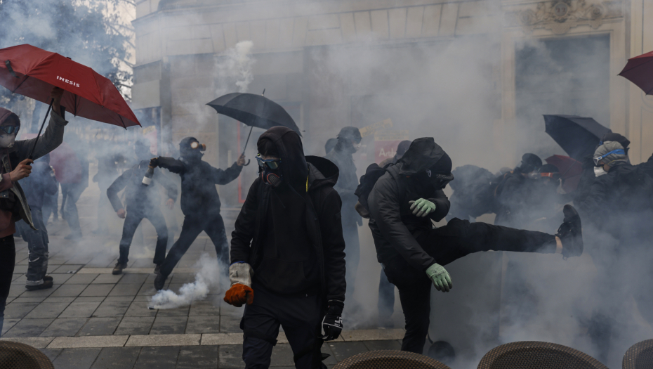 Tanjug/AP Photo/Laurent Cipriani