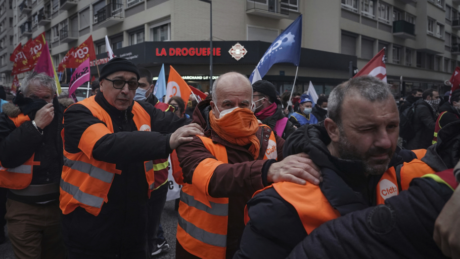 Tanjug/AP Photo/Laurent Cipriani