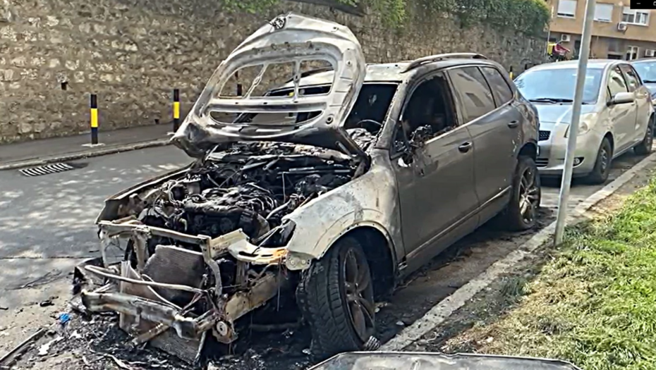 OTKRIVENO KOME PRIPADA ZAPALJENI RENDŽ ROVER NA DEDINJU Svi u šoku, ko bi njemu naudio?! (FOTO)