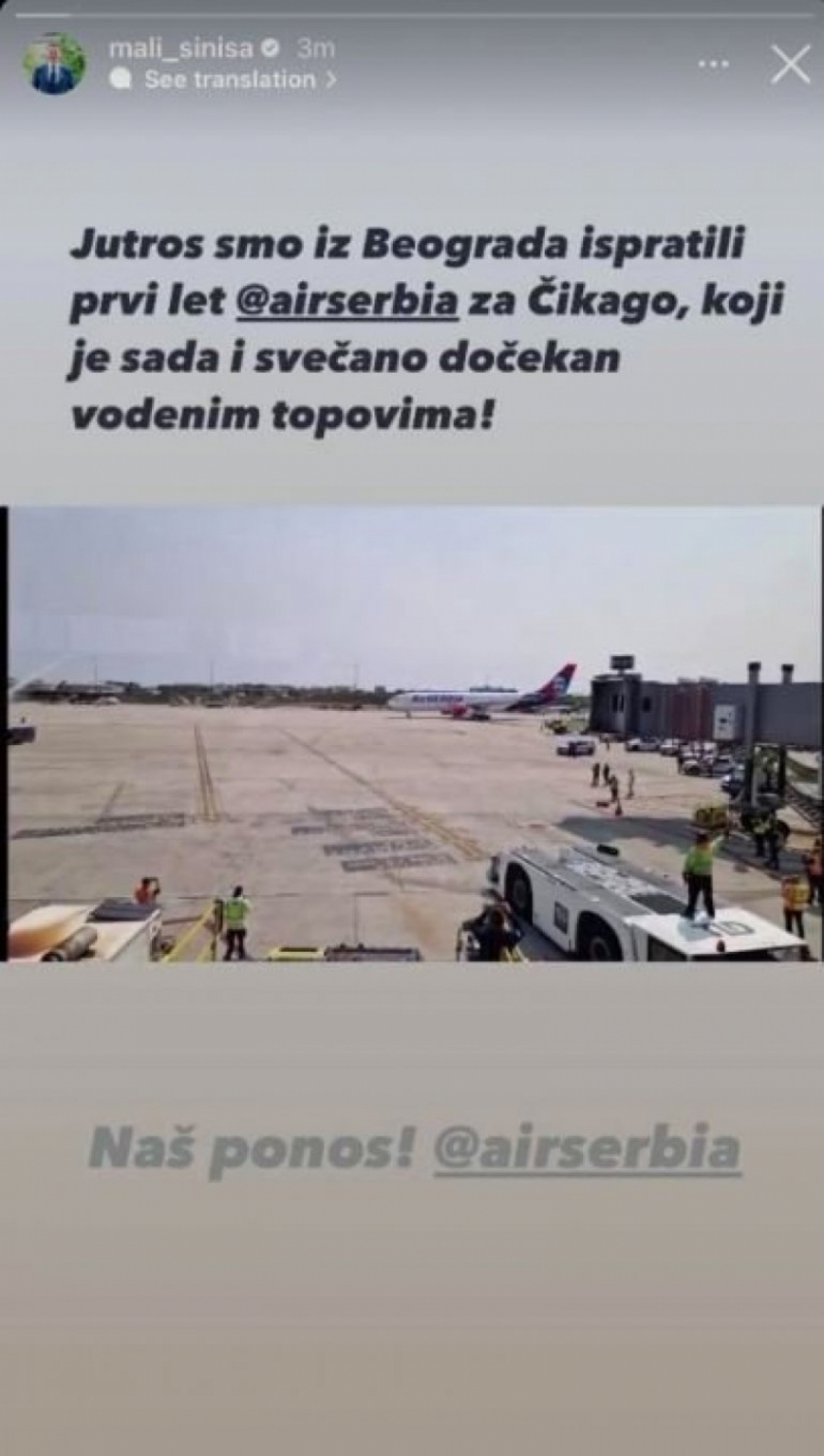 NAŠ PONOS! Avion iz Beograda sleteo u Čikago, dočekan vodenim topovima! (VIDEO)