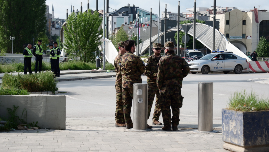 PODRŽAVA KURTIJA I OPOZICIJU Milunović danas kod Aljbina koji otima opštinu Kosovska Mitrovica