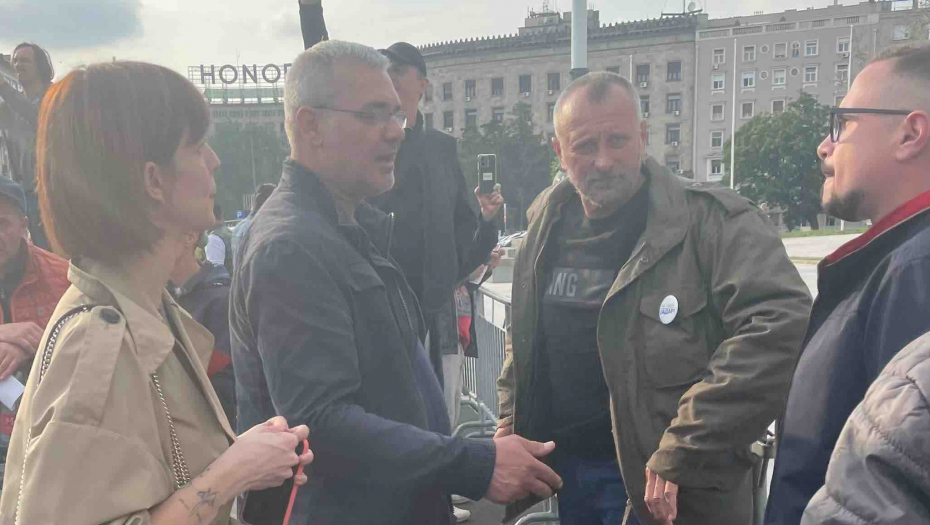 TEROR OPOZICIJE NAD SRBIJOM Lešinari nasiljem hoće da se dočepaju vlasti!