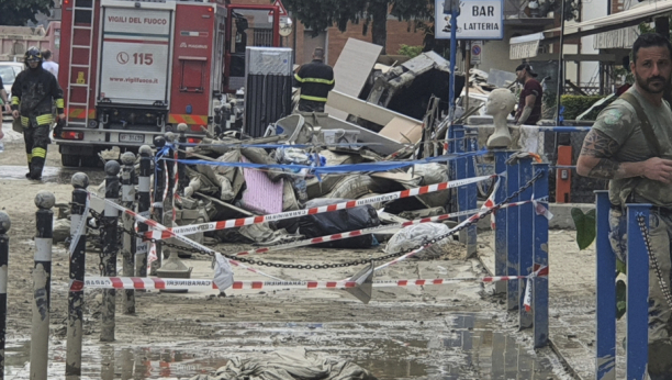 NAJGORE U LOMBARDIJI Povređeno više osoba u olujnom nevremenu koje je pogodilo Italiju