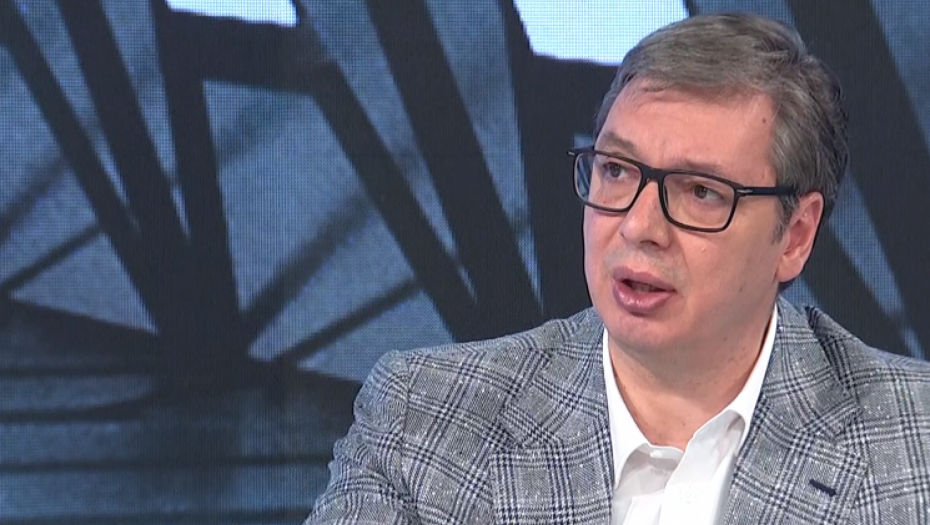 "SRBIJA JE SLOBODNA ZEMLJA, A NE RUSKA GUBERNIJA ILI AMERIČKA KOLONIKA" Vučić oštro o izjavi Lazovića