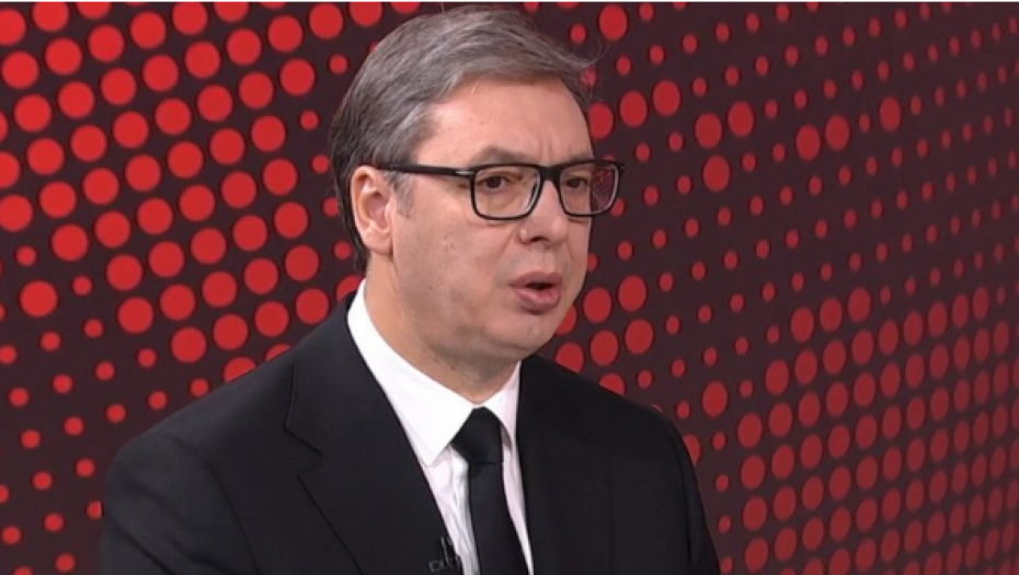 vučić obraćanje