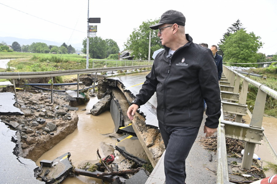 Vanredno u 56 gradova i opština