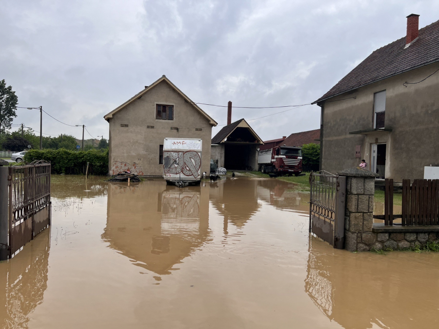 Vanredno u 56 gradova i opština