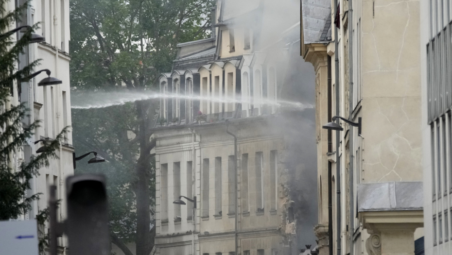 Tanjug/AP Photo/Christophe Ena