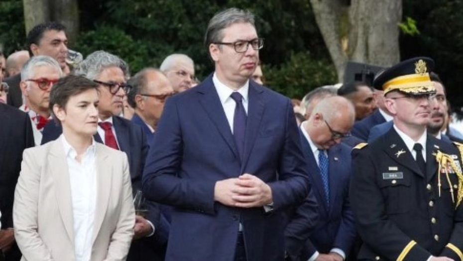 Aleksandar Vučić u američkoj ambasadi