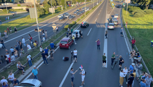 protest opozicija