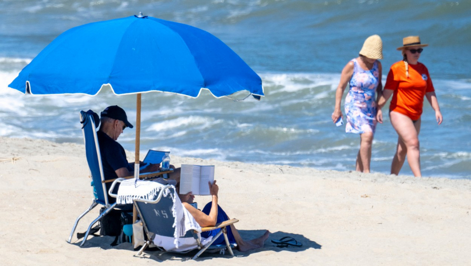 Džo Bajden na plaži