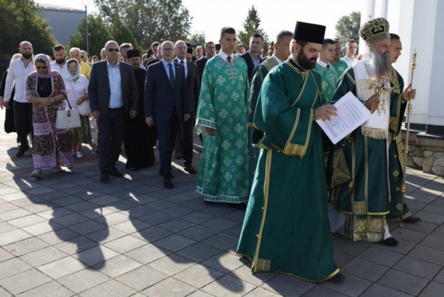 Osvećenje hrama u Peterniku