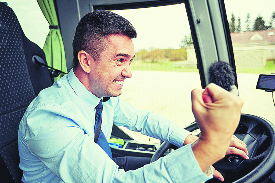 vozač izbacio slepu ženu iz autobusa