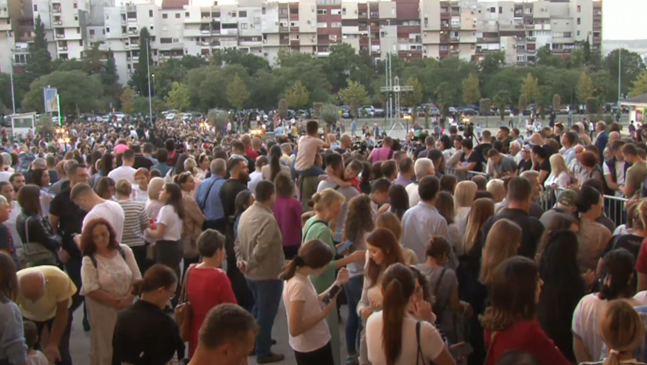 Doček za patrijarha Porfirija u Crnoj Gori